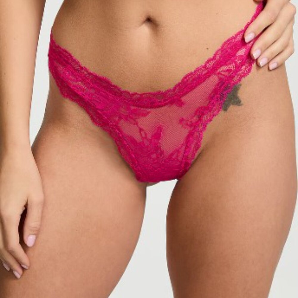 NWT Victoria's Secret Panty M Thong